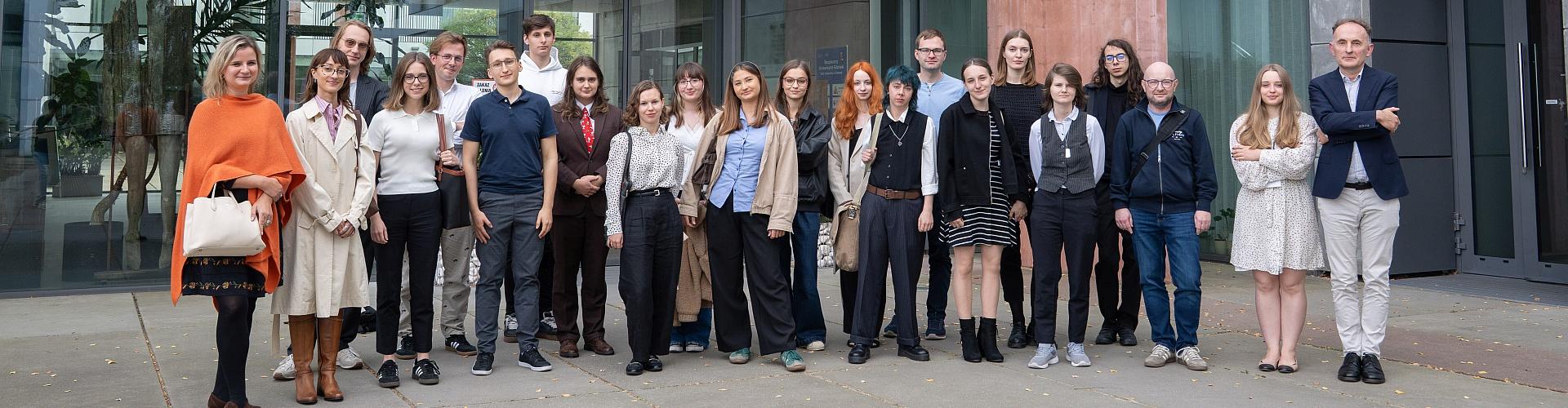 Nowoprzyjęci studenci ISM